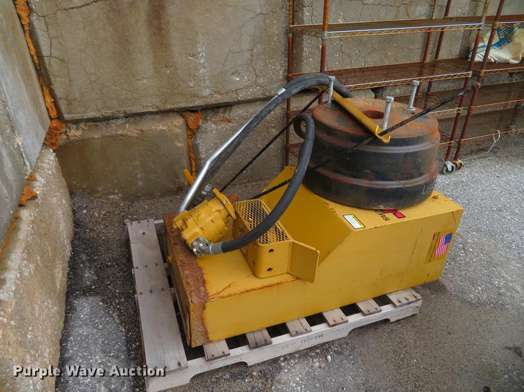 image for item EV9591 Tiger boom flail mower