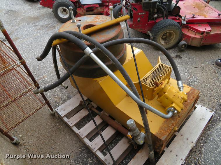 image for item EV9591 Tiger boom flail mower