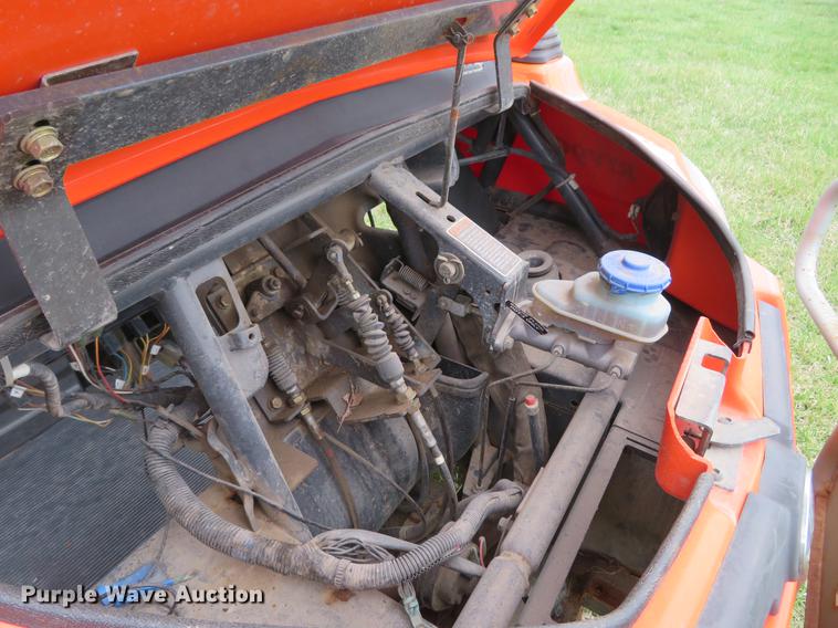 image for item EV9600 Kubota RTV900 utility vehicle