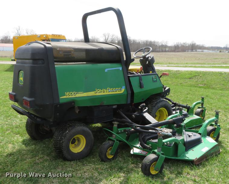 image for item EV9601 John Deere 1600 Turbo lawn mower