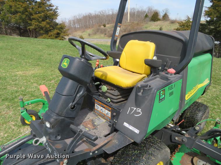 image for item EV9601 John Deere 1600 Turbo lawn mower