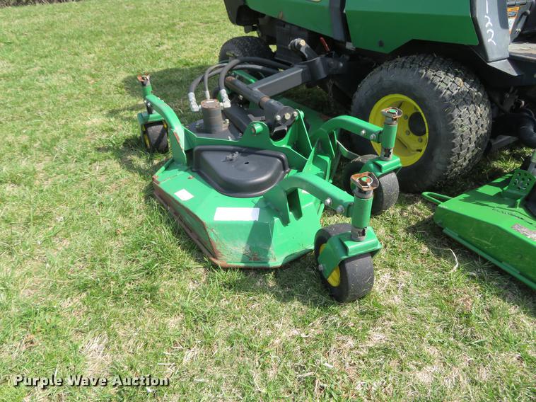 image for item EV9601 John Deere 1600 Turbo lawn mower