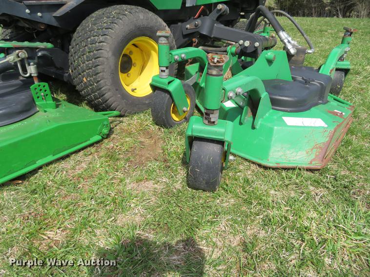 image for item EV9601 John Deere 1600 Turbo lawn mower