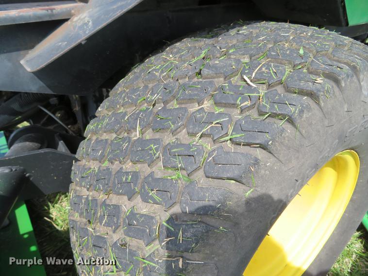 image for item EV9601 John Deere 1600 Turbo lawn mower