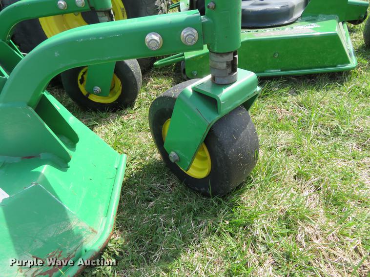 image for item EV9601 John Deere 1600 Turbo lawn mower