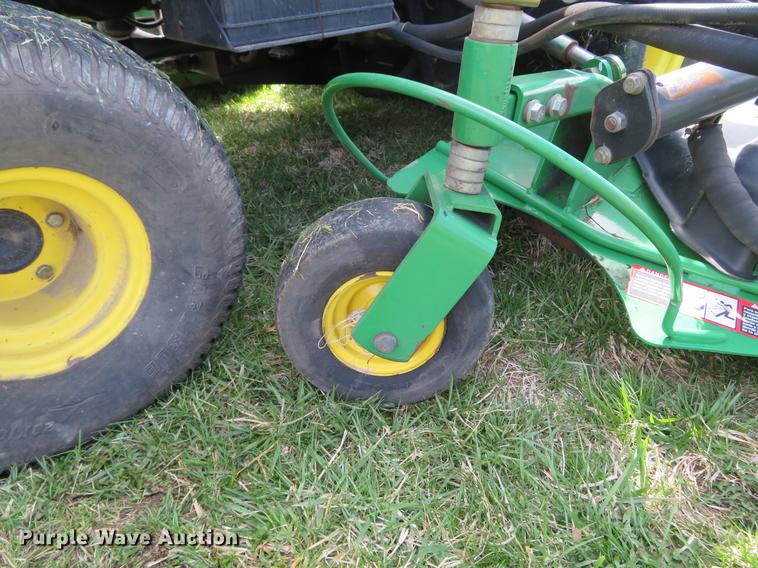 image for item EV9601 John Deere 1600 Turbo lawn mower