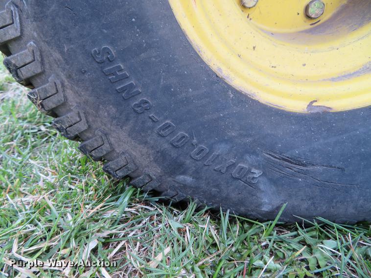 image for item EV9601 John Deere 1600 Turbo lawn mower