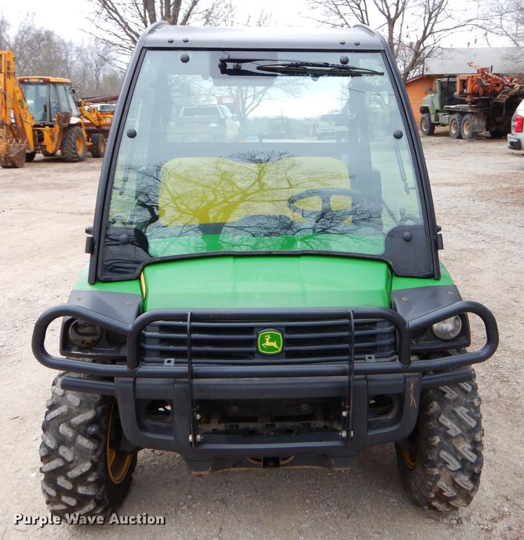 image for item EZ9910 2015 John Deere 825i Gator utility vehicle