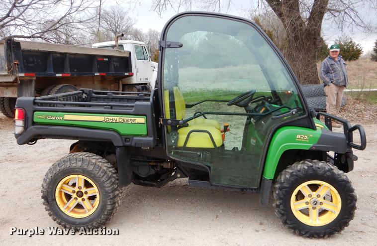 image for item EZ9910 2015 John Deere 825i Gator utility vehicle