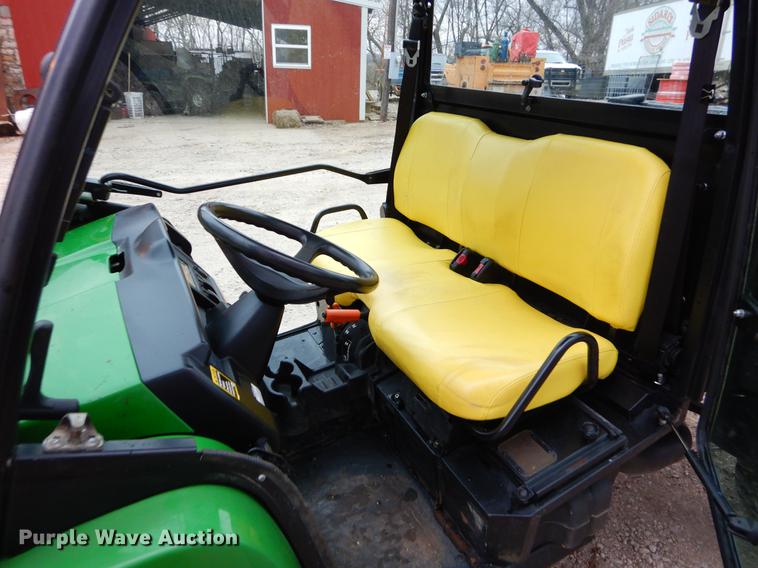 image for item EZ9910 2015 John Deere 825i Gator utility vehicle
