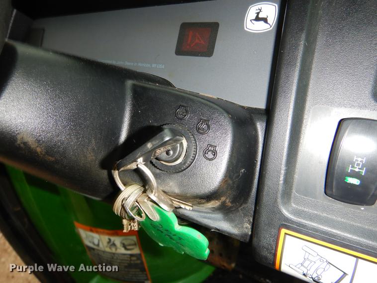 image for item EZ9910 2015 John Deere 825i Gator utility vehicle