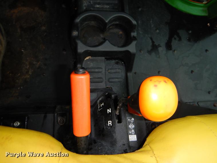 image for item EZ9910 2015 John Deere 825i Gator utility vehicle