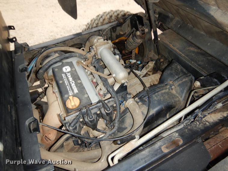 image for item EZ9910 2015 John Deere 825i Gator utility vehicle