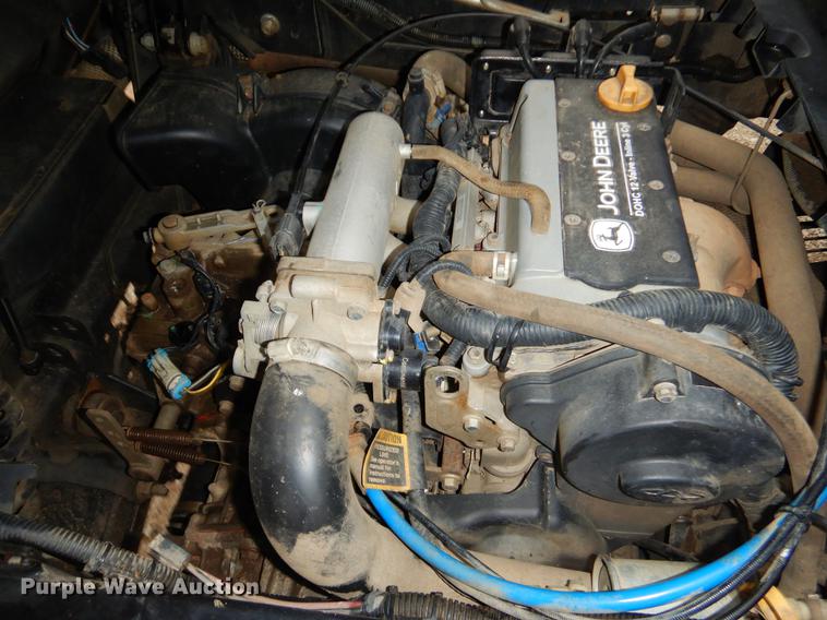 image for item EZ9910 2015 John Deere 825i Gator utility vehicle