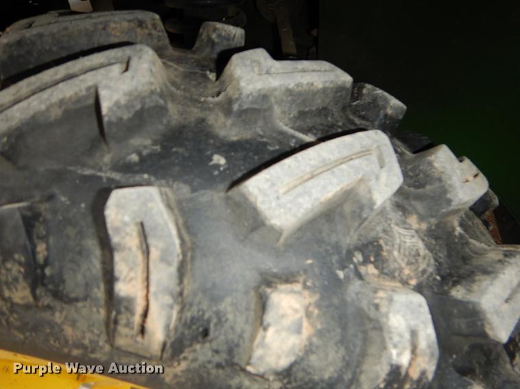 image for item EZ9910 2015 John Deere 825i Gator utility vehicle