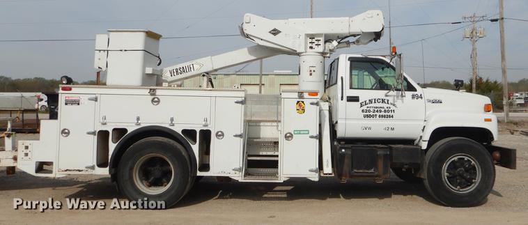 image for item EZ9974 1994 GMC TopKick C6500 bucket truck