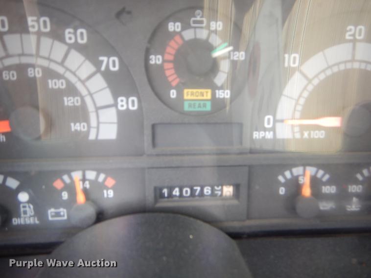 image for item EZ9974 1994 GMC TopKick C6500 bucket truck