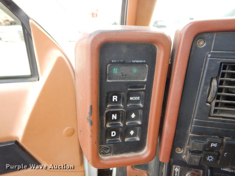 image for item EZ9974 1994 GMC TopKick C6500 bucket truck