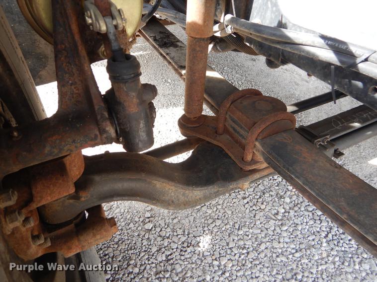 image for item EZ9974 1994 GMC TopKick C6500 bucket truck