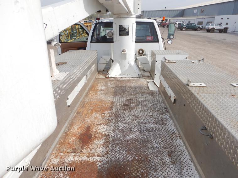 image for item EZ9974 1994 GMC TopKick C6500 bucket truck