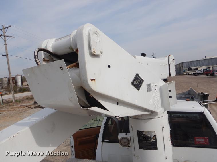 image for item EZ9974 1994 GMC TopKick C6500 bucket truck
