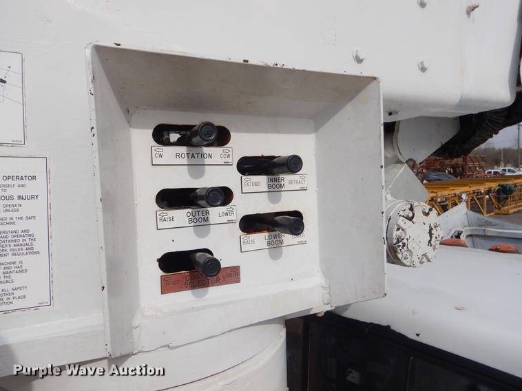 image for item EZ9974 1994 GMC TopKick C6500 bucket truck