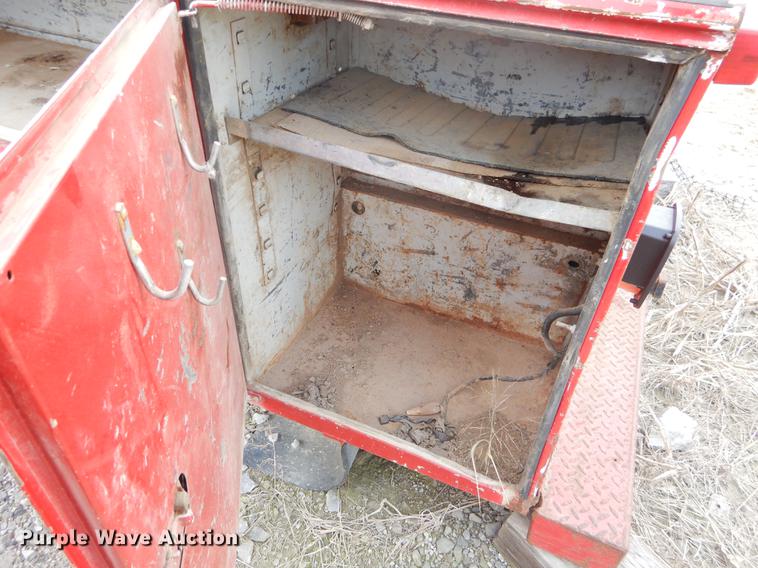 image for item EZ9977 Utility bed