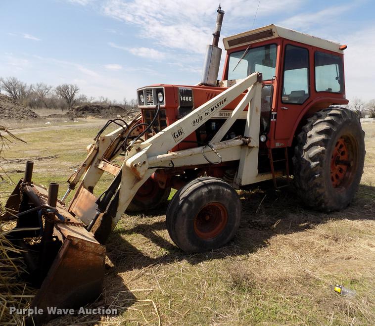 image for item FG9254 1976 International 1466 tractor