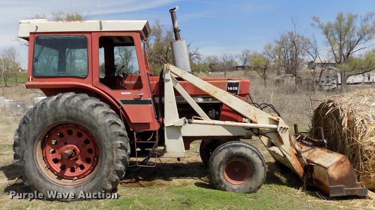 image for item FG9254 1976 International 1466 tractor