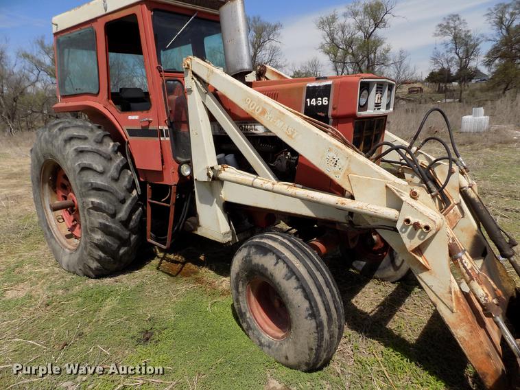 image for item FG9254 1976 International 1466 tractor