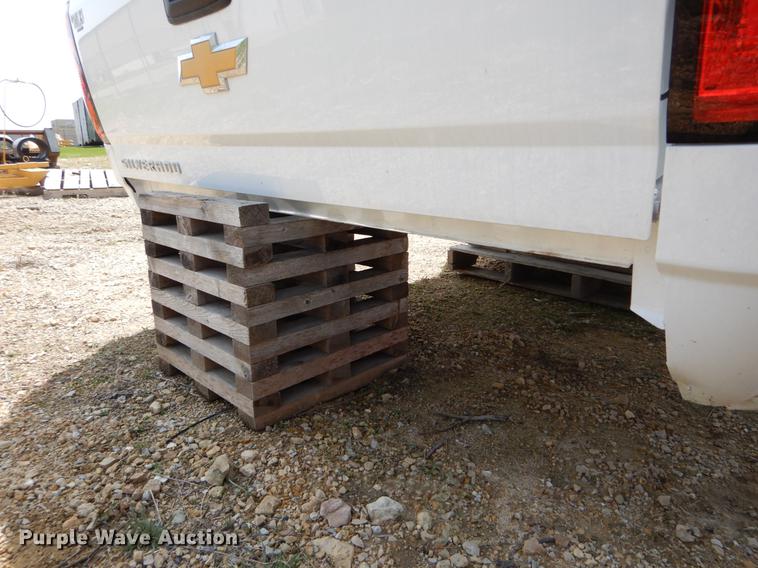 image for item FI9559 Chevrolet 2500 pickup truck bed
