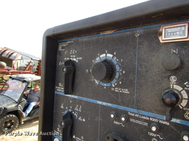 image for item FJ9635 1998 International 4700 service truck with crane