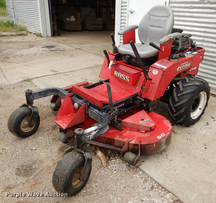 image for item FK9128 2010 County Clipper SR1205 ZTR lawn mower