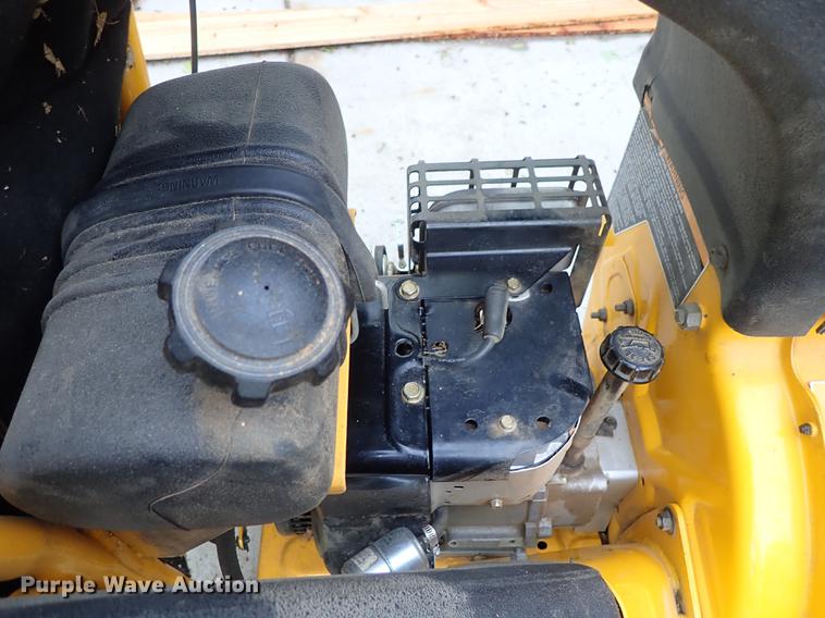 image for item FL9715 Cub Cadet CSV260 chipper/shredder/vacuum