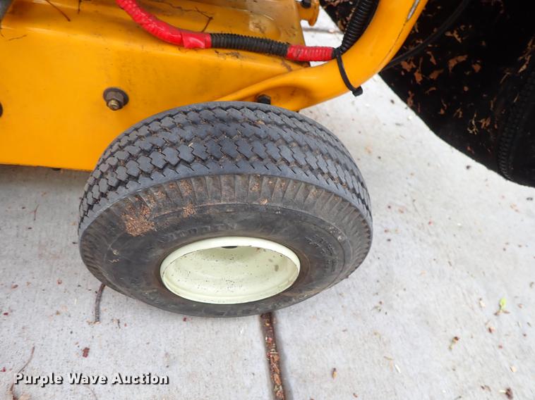 image for item FL9715 Cub Cadet CSV260 chipper/shredder/vacuum