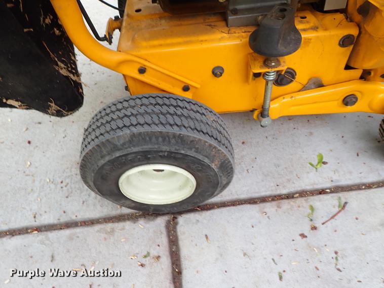 image for item FL9715 Cub Cadet CSV260 chipper/shredder/vacuum