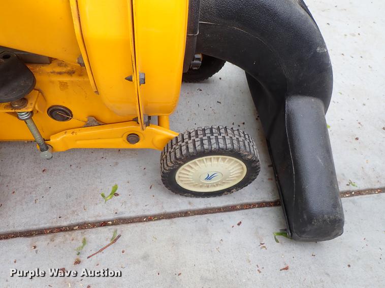 image for item FL9715 Cub Cadet CSV260 chipper/shredder/vacuum