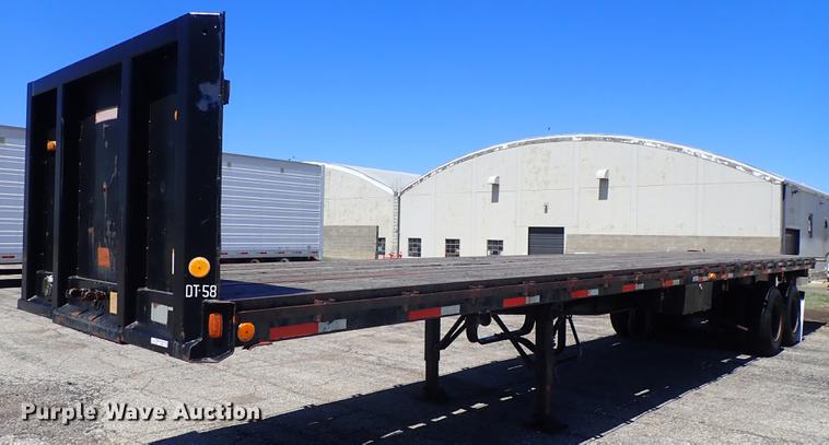 image for item FN9971 1980 Fruehauf flatbed trailer
