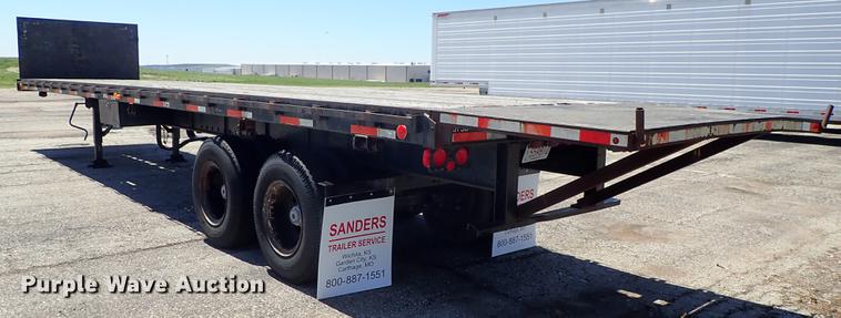 image for item FN9971 1980 Fruehauf flatbed trailer
