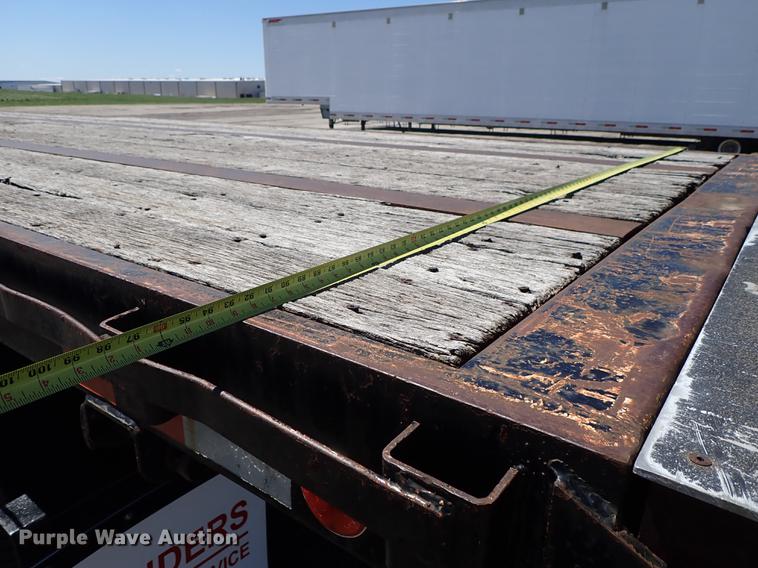 image for item FN9971 1980 Fruehauf flatbed trailer