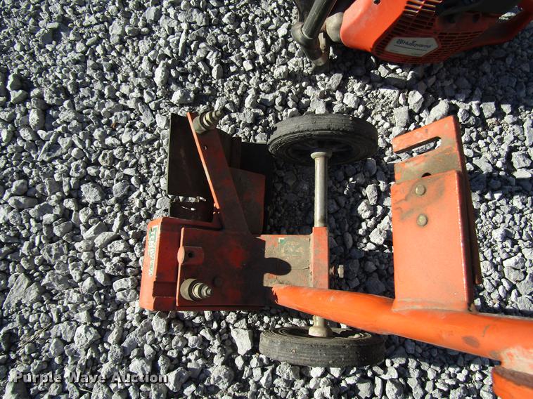 image for item FO9266 (3) concrete saws