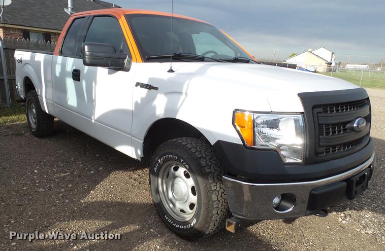 image for item FS9513 2014 Ford F150 SuperCab pickup truck