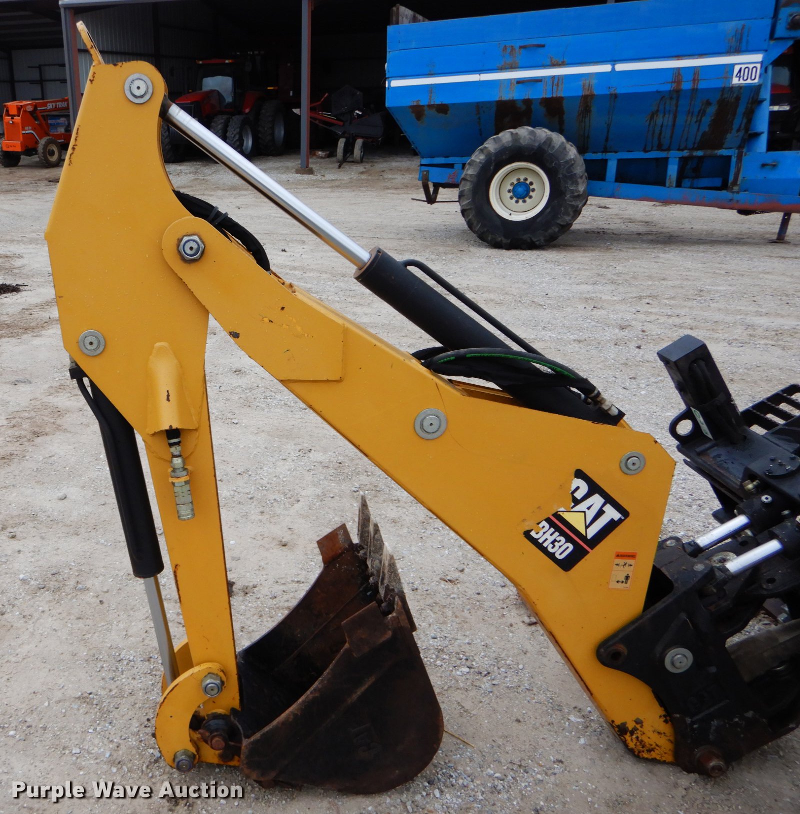 Caterpillar BH30 skid steer backhoe attachment in Rutledge, MO Item