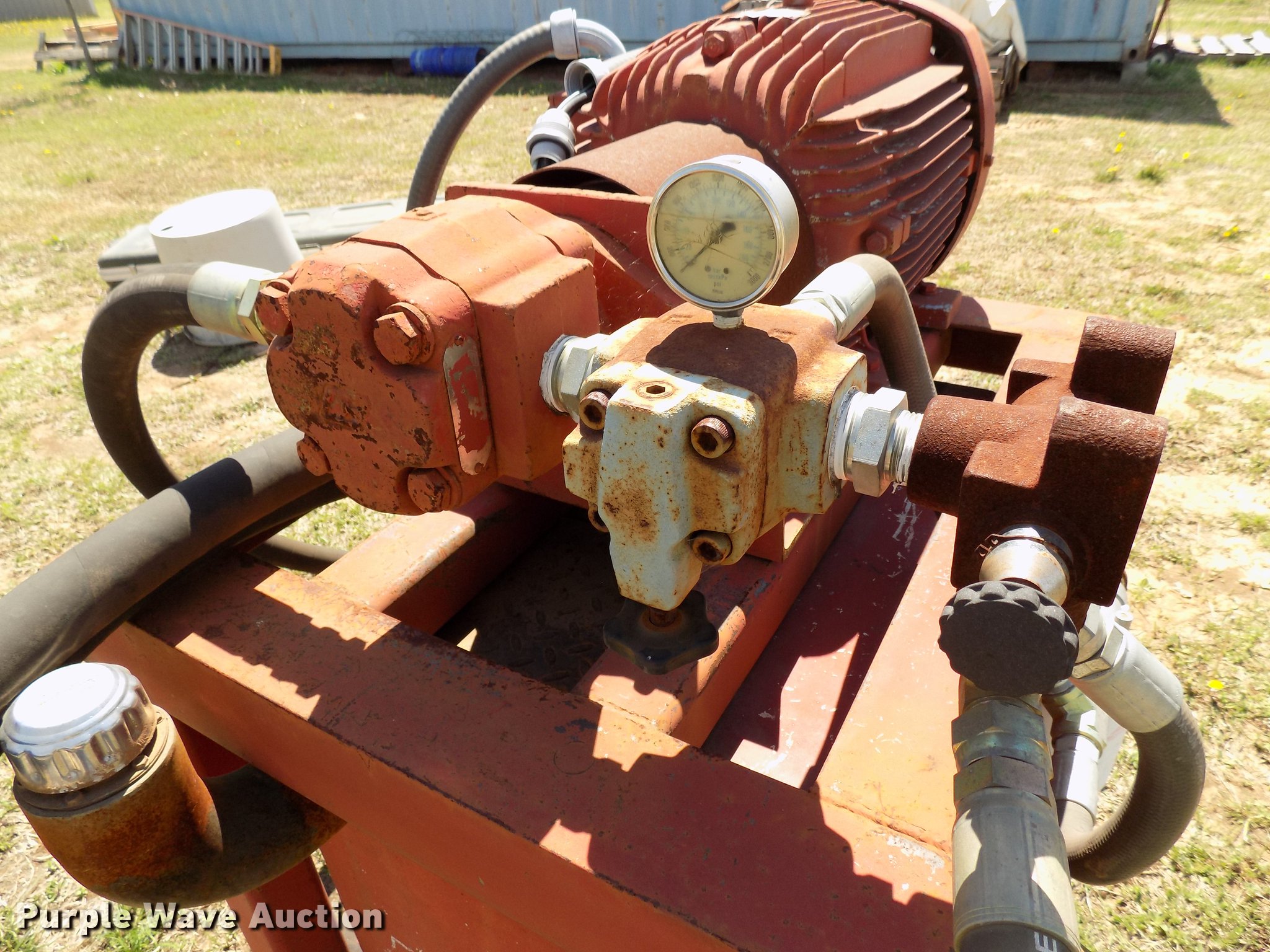 Hydraulic parts tester in Oklahoma City, OK Item FO9772 sold Purple