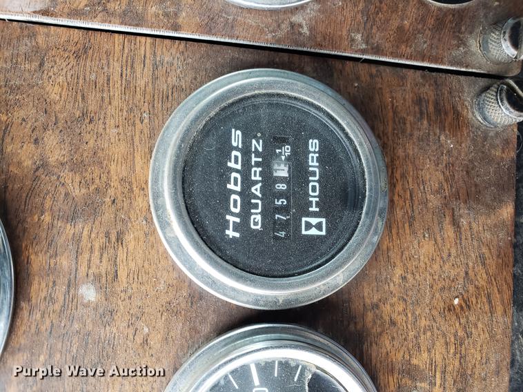 image for item AV9353 1995 Peterbilt 378 fuel truck