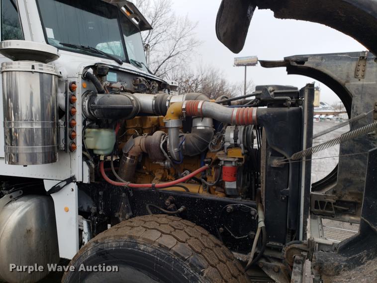 image for item AV9353 1995 Peterbilt 378 fuel truck