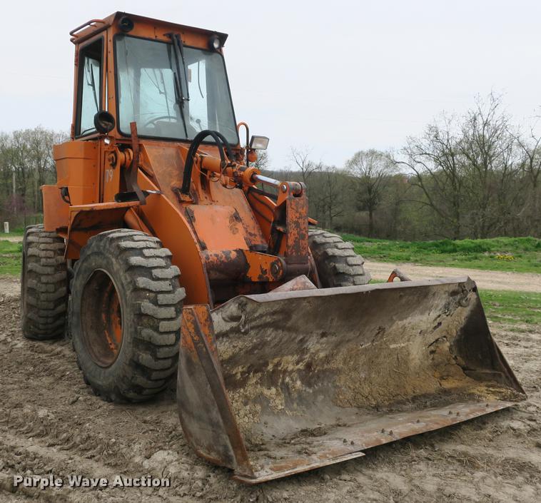 image for item DB8817 1990 Dresser 510B wheel loader