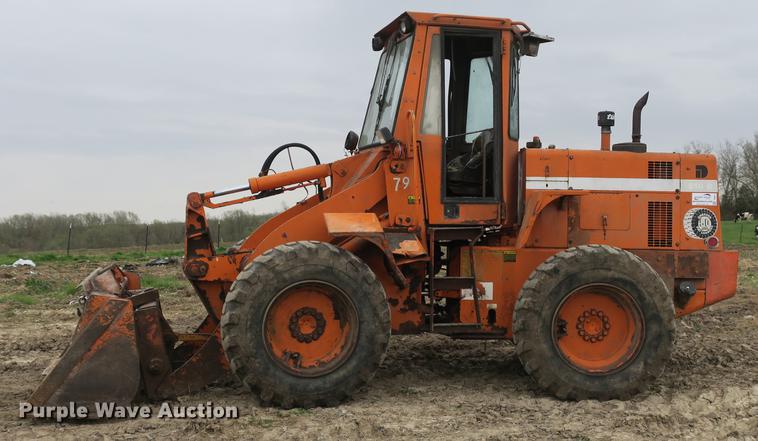 image for item DB8817 1990 Dresser 510B wheel loader