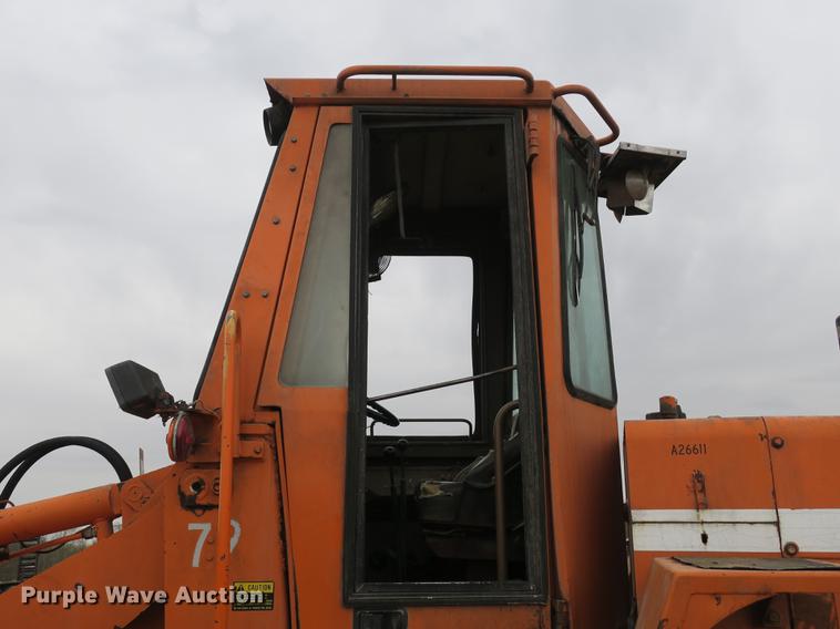 image for item DB8817 1990 Dresser 510B wheel loader