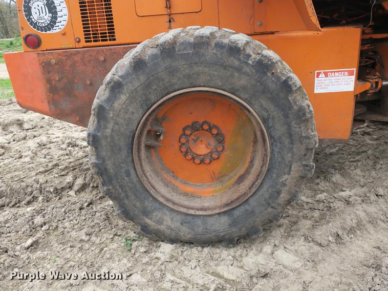 image for item DB8817 1990 Dresser 510B wheel loader